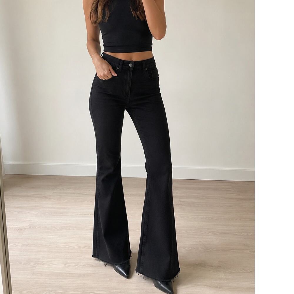 NWT Hudson🌿 Elysian Tyler Black Flare Jeans Women Size 23 Raw Hem Stretch Denim